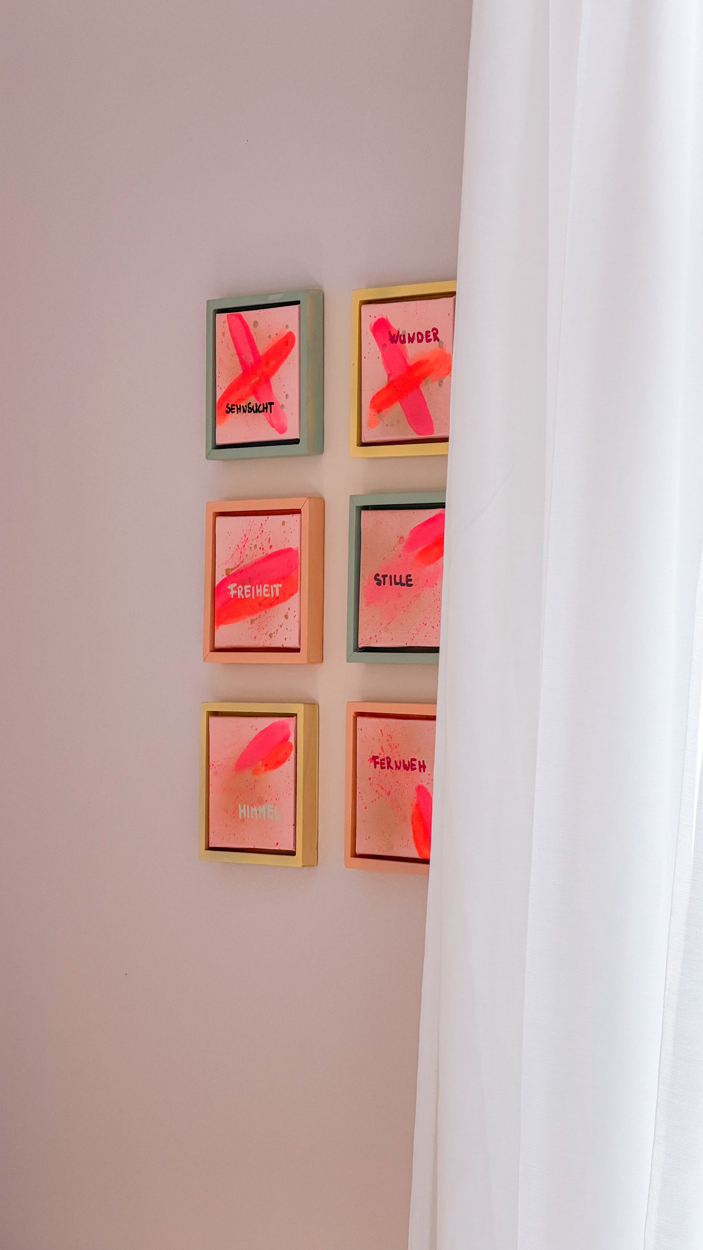 NEON MINDED - STILLE - HANDGEMALTES UNIKAT