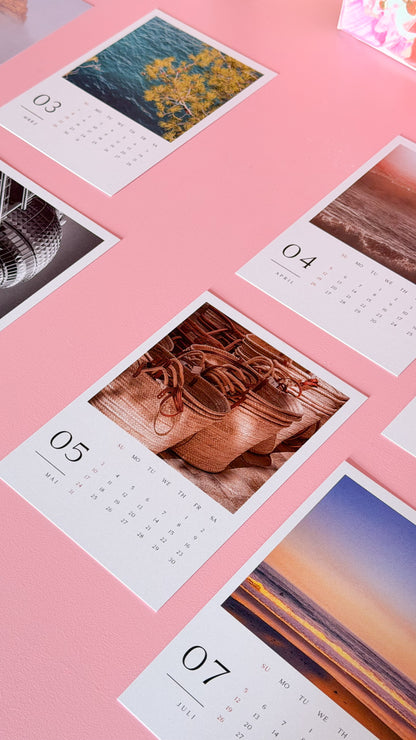 HANDMADE FOTOHALTER AUS HOLZ + EAT PRAY OH FUCK FOTOKALENDER 2026  - by Studio Soulwork