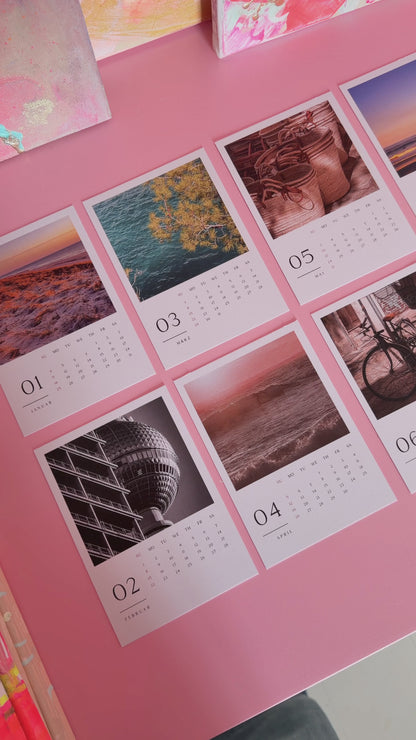 HANDMADE FOTOHALTER AUS HOLZ + EAT PRAY OH FUCK FOTOKALENDER 2026  - by Studio Soulwork